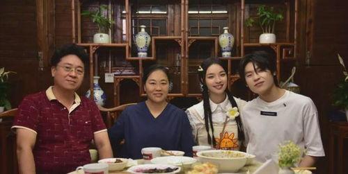 娱乐圈前嫂子爆料,揭秘明星夫妻背后的惊人真相 第2张 娱乐圈前嫂子爆料,揭秘明星夫妻背后的惊人真相 第2张